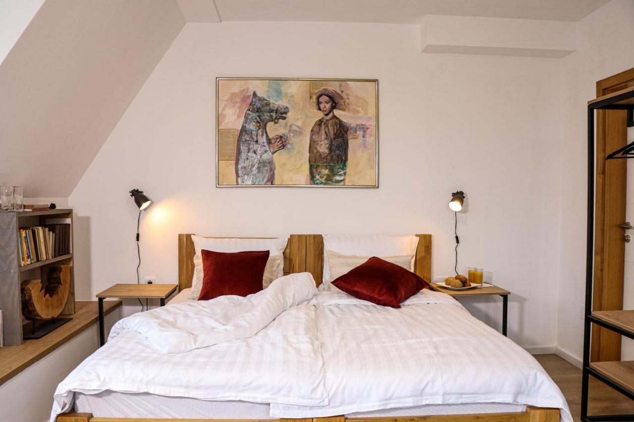Legat Kuca Za Odmor Hotell Pale Eksteriør bilde