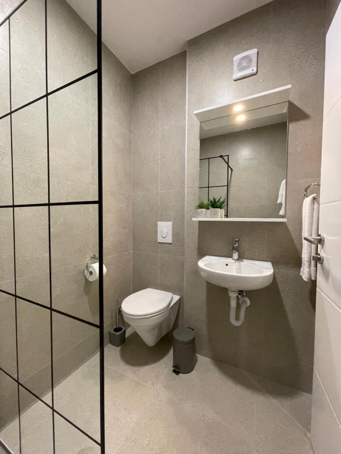 Legat Kuca Za Odmor Hotell Pale Eksteriør bilde